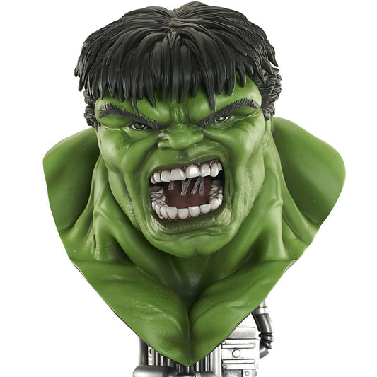 PRESALE | Marvel Legends in 3D Hulk 1/2 Scale Limited Edition Bust