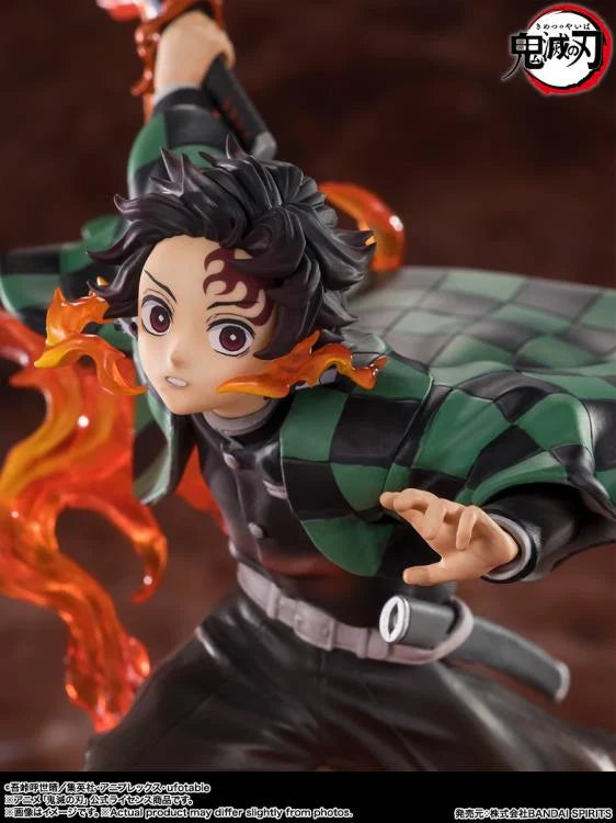 Demon Slayer: Tanjiro Kamado Kyojuro Rengoku's Sword Guard Version FiguartsZERO Statue [Bandai]