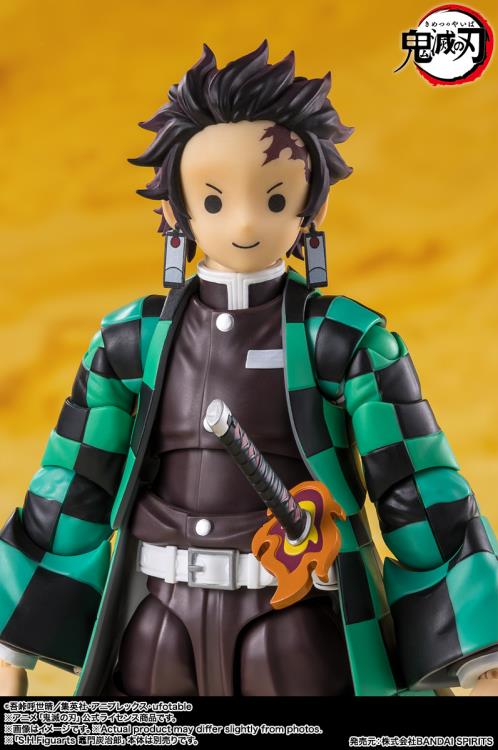 Demon Slayer: Zenitsu Agatsuma S.H.Figuarts Action Figure [Bandai]