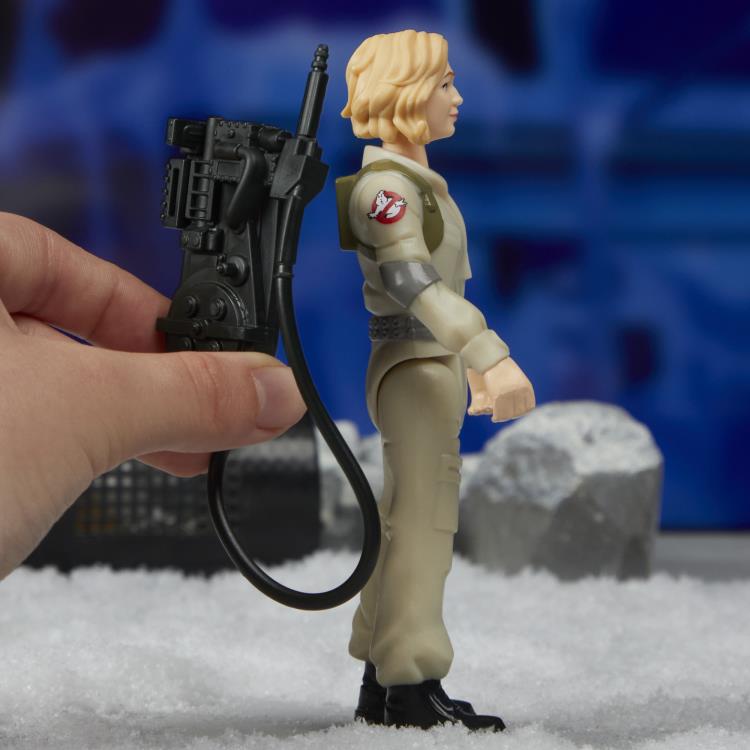 Ghostbusters - Frozen Empire Fright Features Callie Spengler - 5-Inch Action Figure (Hasbro)