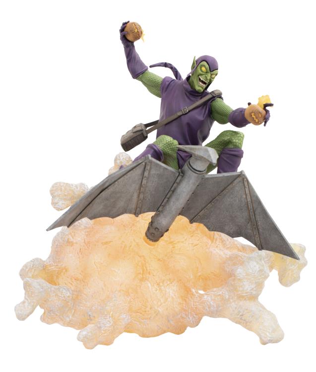 PRESALE | Marvel Comic Gallery Green Goblin Deluxe Statue Diorama