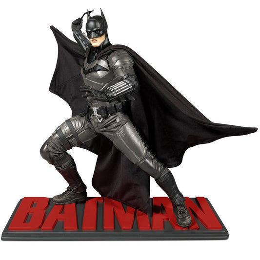PRESALE | DC Movie - The Batman - Robert Pattinson - 1:6 Scale Resin Statue (McFarlane Toys)